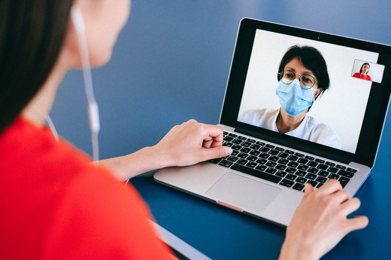 video conference wearing facemask