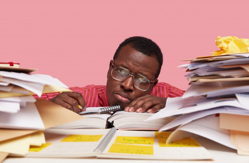 A Guide for Entrepreneurs with Household Responsibilities