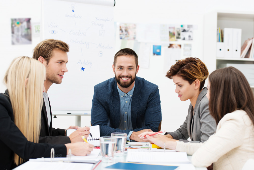 team leader training his employees